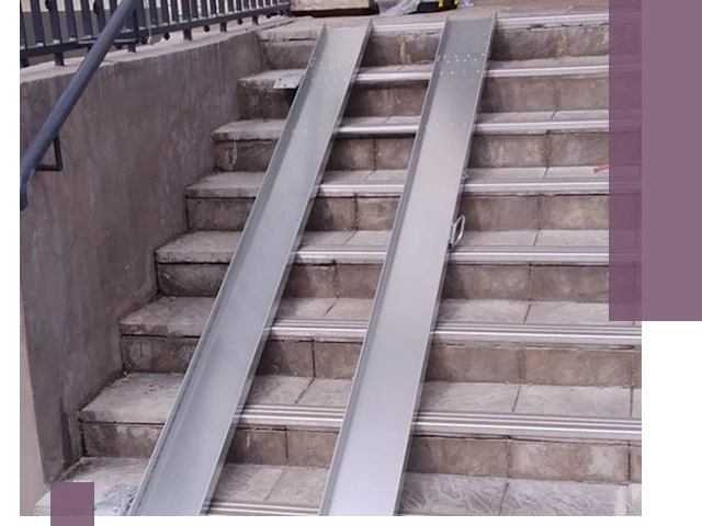 Демонтаж откидных пандусов профессионально в Королёве