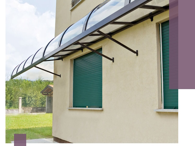Козырьки над окнами в Королёве — изготовление и монтаж по выгоде