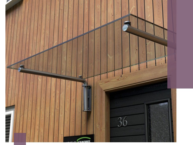 Стеклянные козырьки на входы и фасады в Королёве